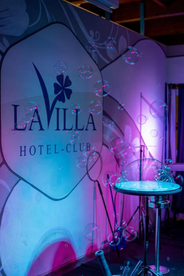 Hotel Club La Villa Мартинсикуро Экстерьер фото